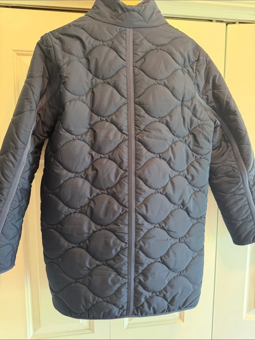 Jcrew recycled primaloft puffer jacket. Women’s medium